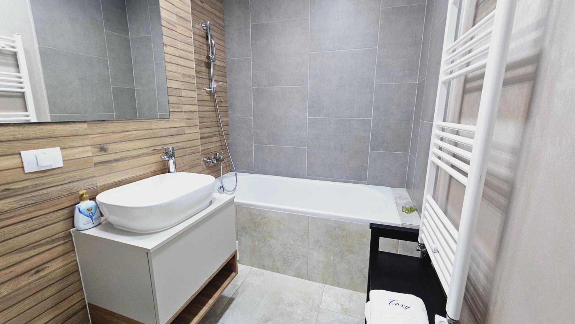 Cozy Apartments - Panoramic Suites Near Coresi Mall #布拉索夫 外观 照片